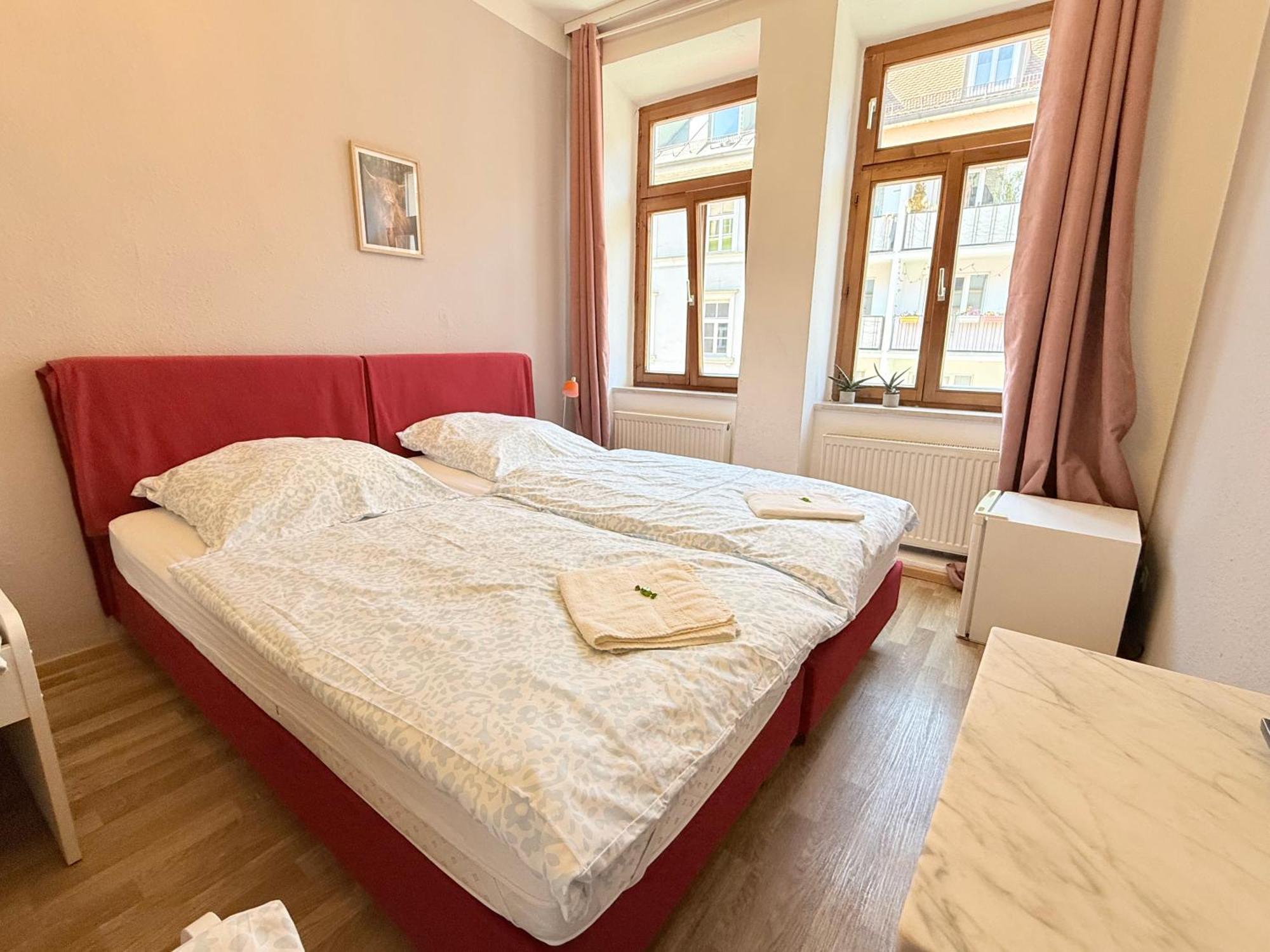 Pension Casa Tempora Monaco di Baviera Esterno foto