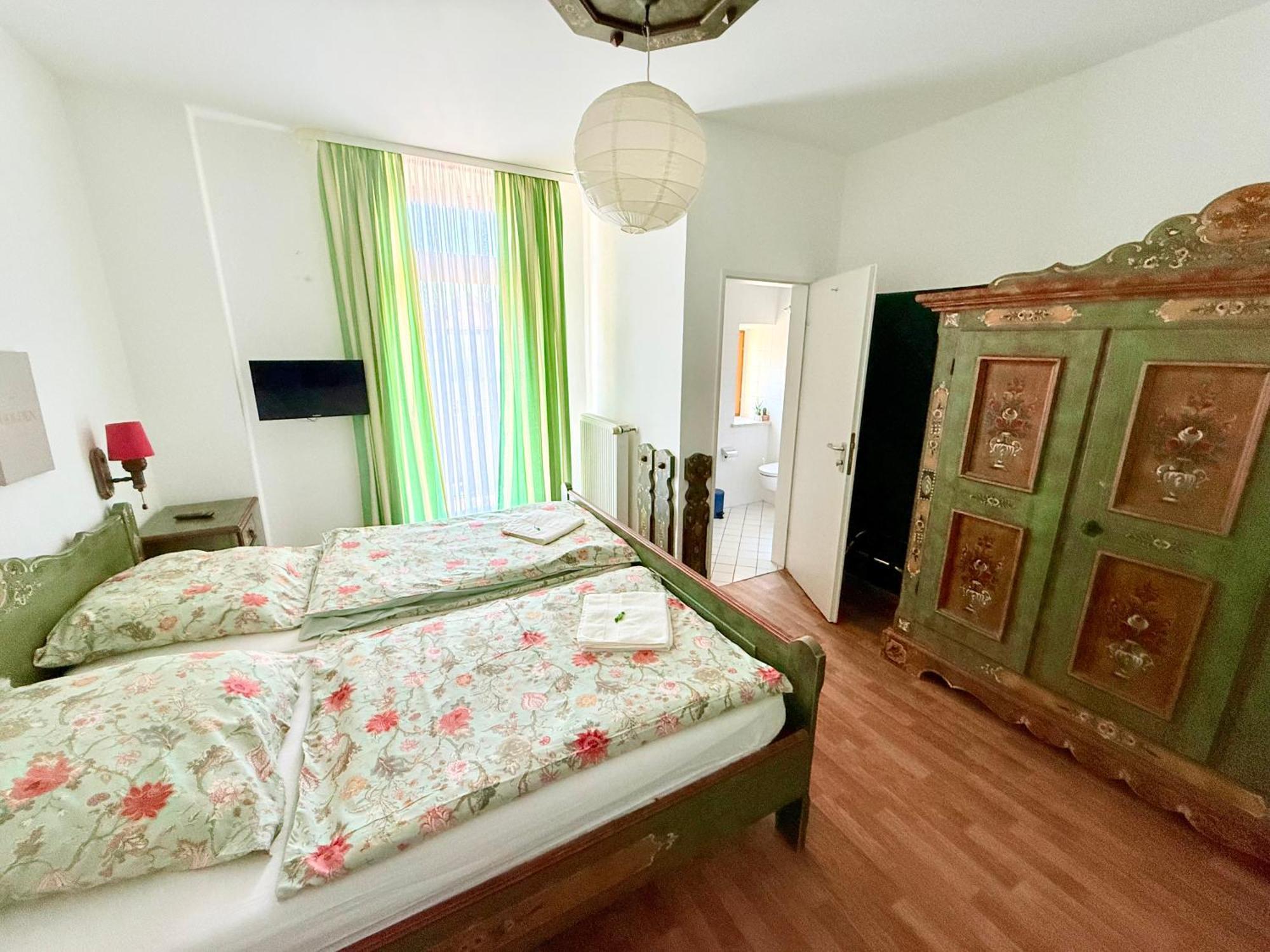 Pension Casa Tempora Monaco di Baviera Esterno foto