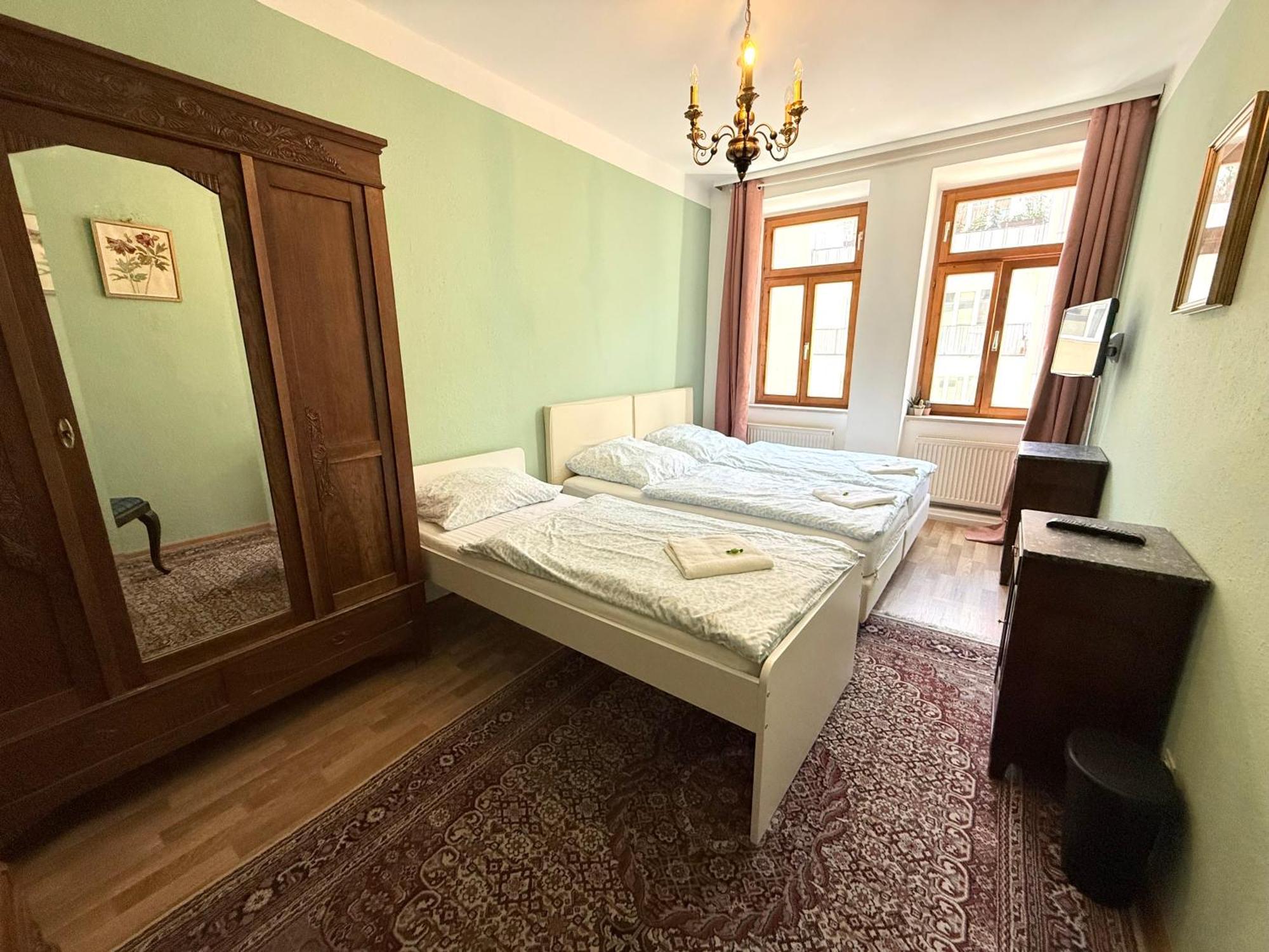 Pension Casa Tempora Monaco di Baviera Esterno foto